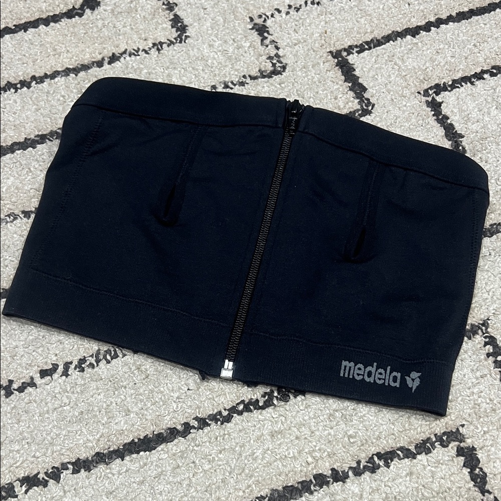 Medela hands free pumping Bra